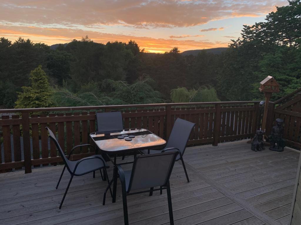 Beautiful 2 Bedroom Lodge With Stunning Views Blair Atholl Luaran gambar